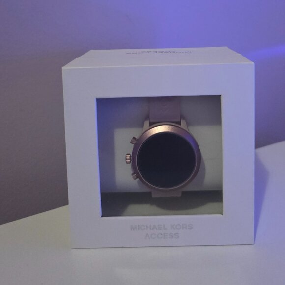 Michael Kors Access Pink-Tone and Silicone Smartwatch